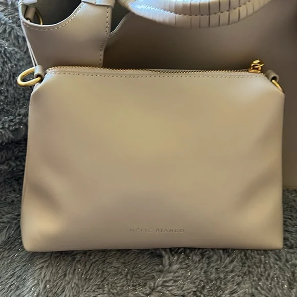 Melie Bianco Megan tote in creamy tan NWOT - Picture 7 of 13